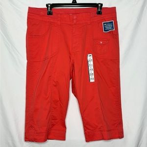 NWT Lee Easy Fit Skimmer Cargo Capri